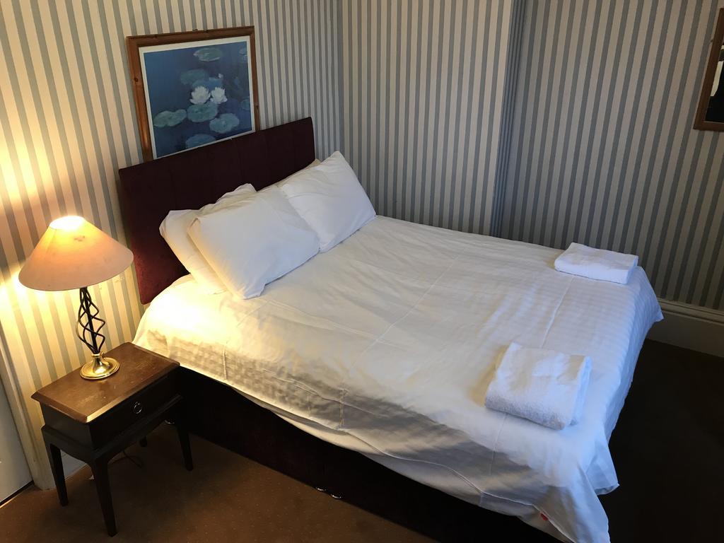 St. Lawrence Hotel วุร์สเตอร์ ภายนอก รูปภาพ